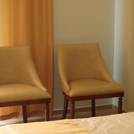 Hotel Acra Sukhumi Ngoại thất bức ảnh